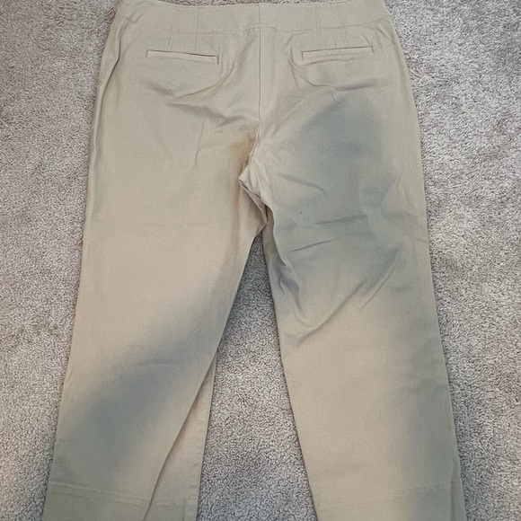 Talbots Women’s Beige Chino Pants Size 12P - Picture 7 of 12